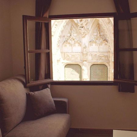 Puerta De La Catedral Apartment Toledo Luaran gambar